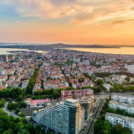 Gæstehus Tia Maria Is Situated In The Southern Part Of The Sunny 3*