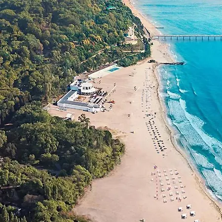 Gæstehus Tia Maria Is Situated In The Southern Part Of The Sunny Sunny Beach